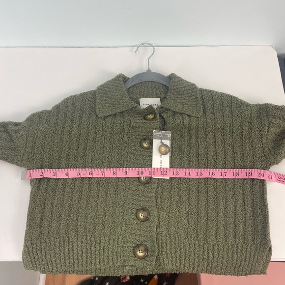 Green Cropped Sweater Button Down Size Extra Small - Picture 5 of 8